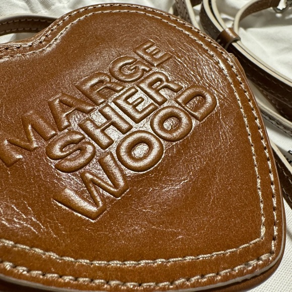 Marge Sherwood Heart Pouch - Picture 4 of 4